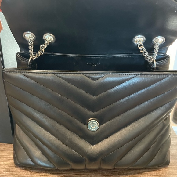 YSL Medium Shoulder Bag - Picture 2 of 5